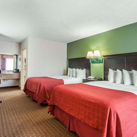 Quality Inn Savannah South Bagian luar foto
