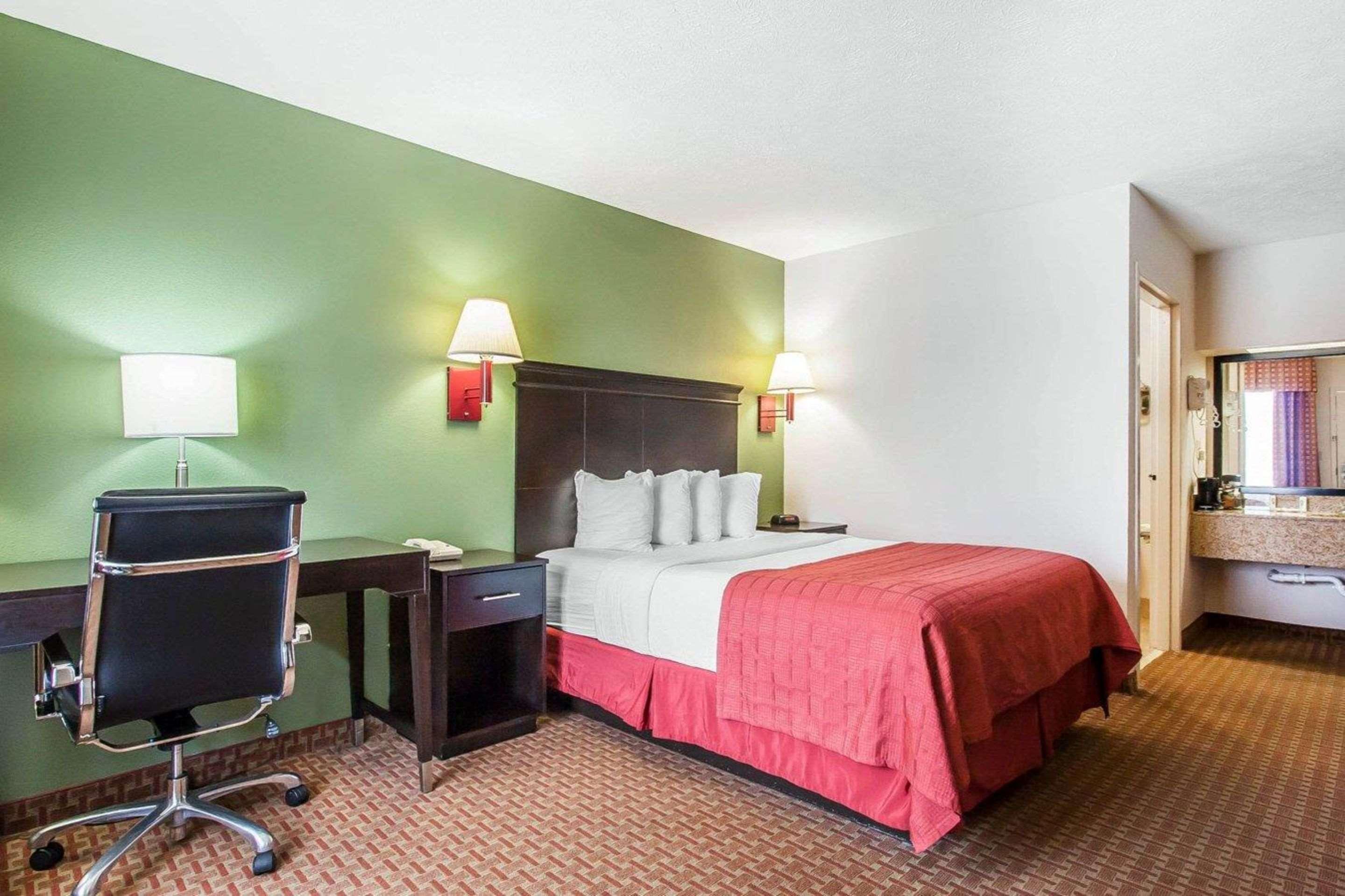 Quality Inn Savannah South Bagian luar foto