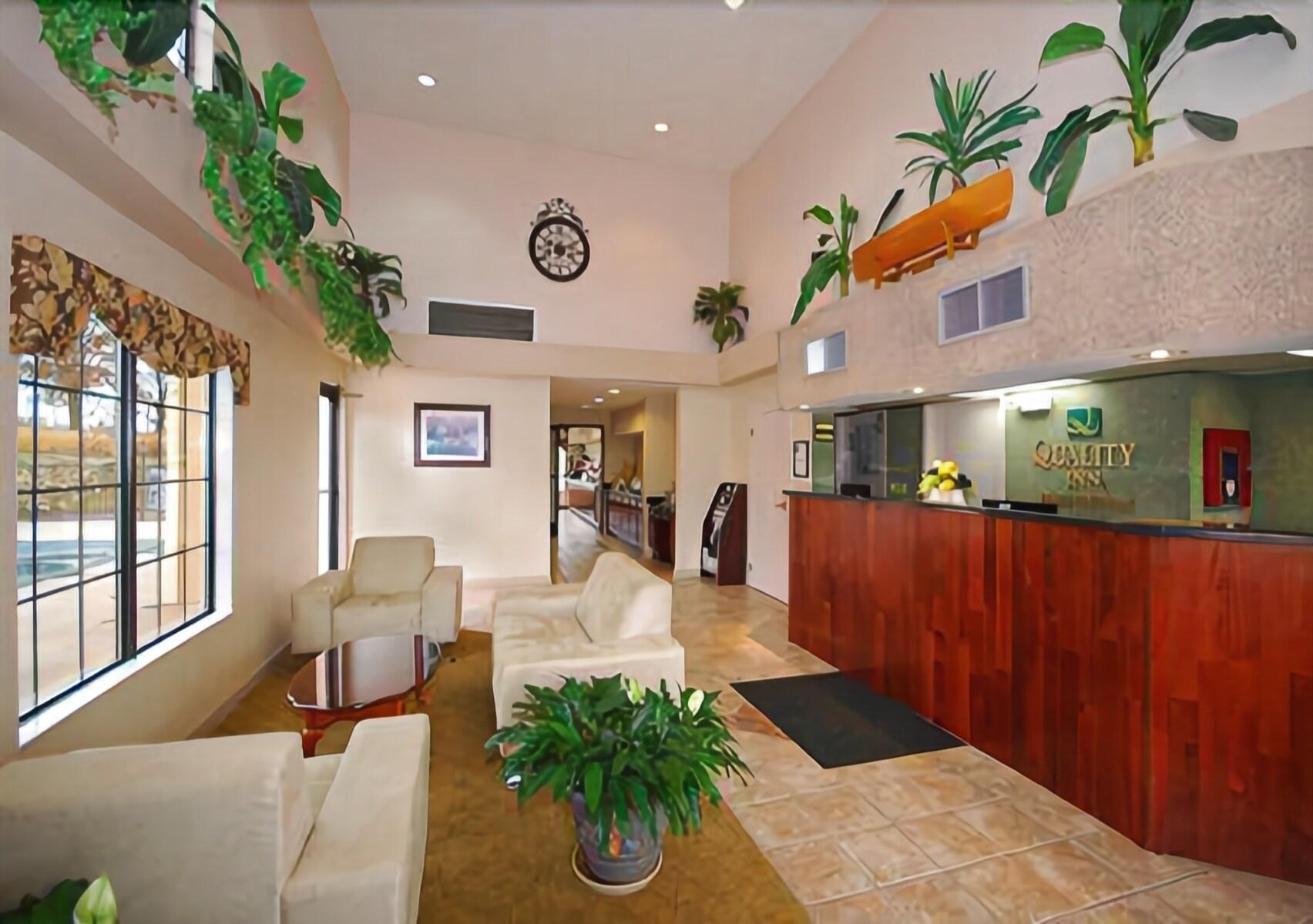 Quality Inn Savannah South Bagian luar foto